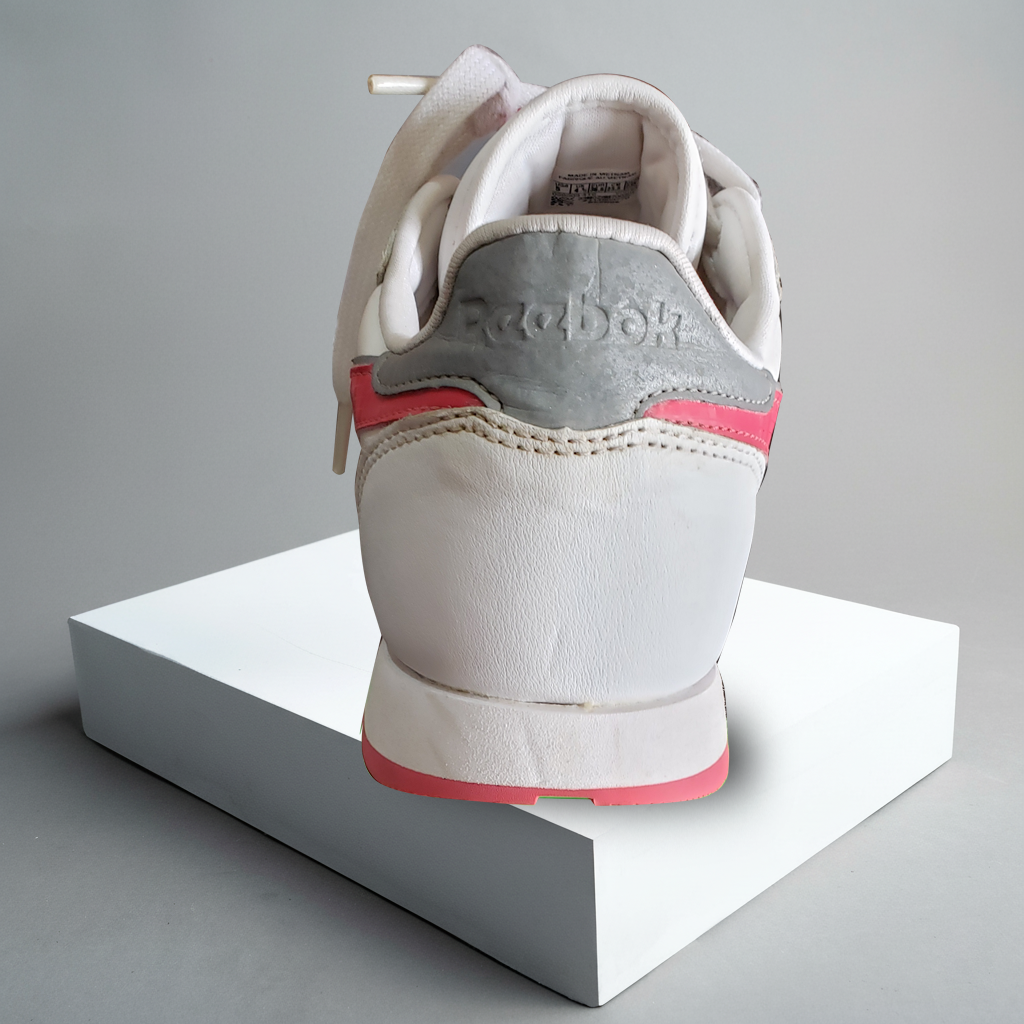 Reebok Classic White & Red Casual Sneakers - Image 3