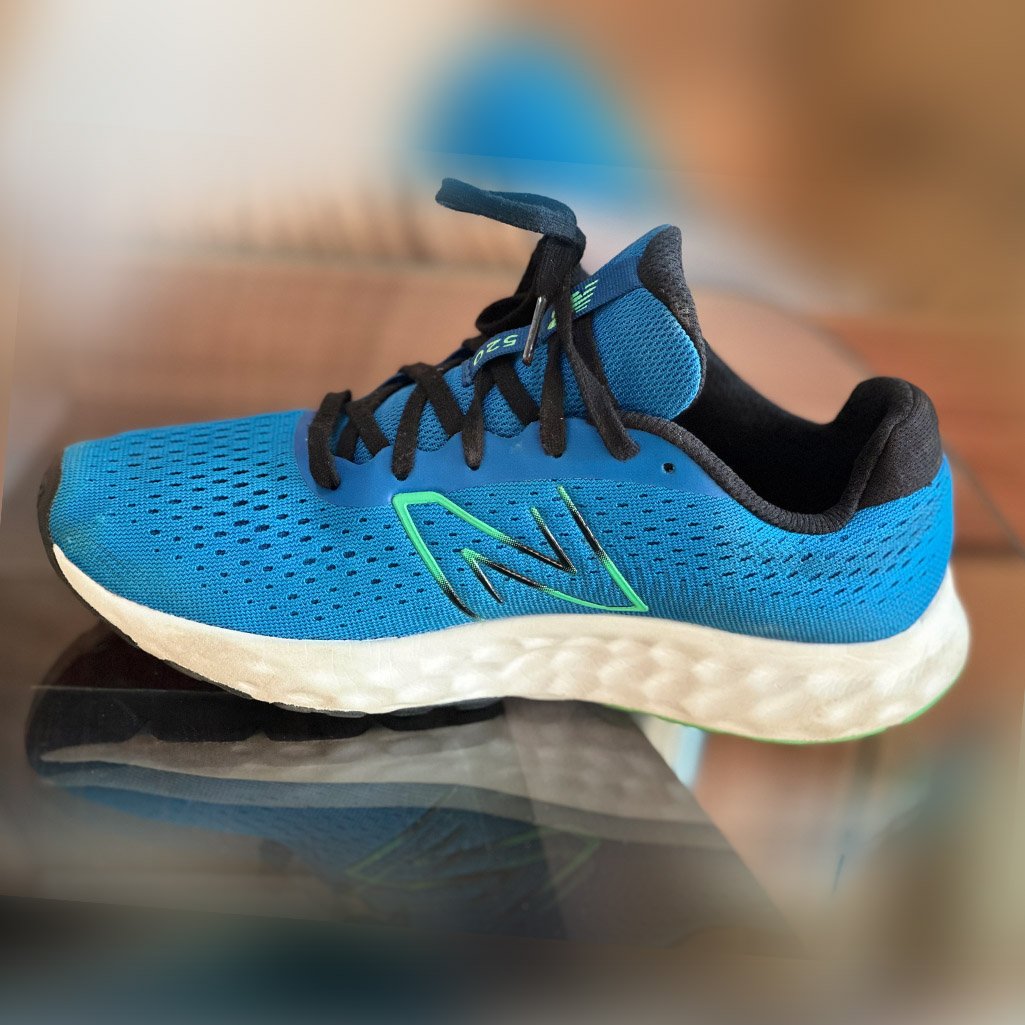 Men’s Lightweight Running Shoes – Breathable Mesh Sports Sneakers with Cushioned Sole - Image 4